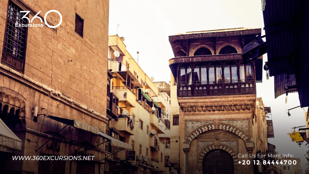 El Moez Street Cairo